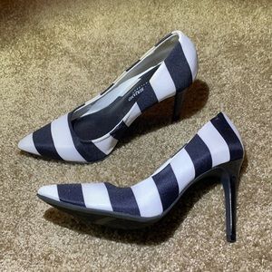 Christian Siriano Heels, Women's Size 8, Navy Blue